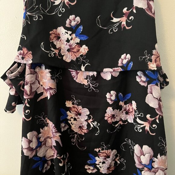 Indulge In Style Floral Print Ruffled Blouse - Picture 4 of 5